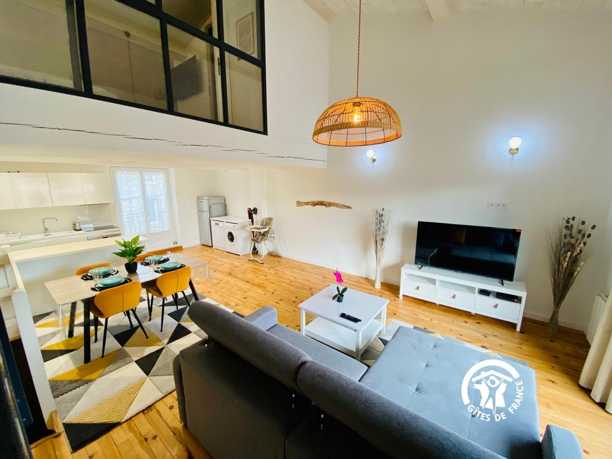 Loft Cocon Climatise - Imprenable Vue Sur Le Chateau Comtal การ์กาซอน ภายนอก รูปภาพ